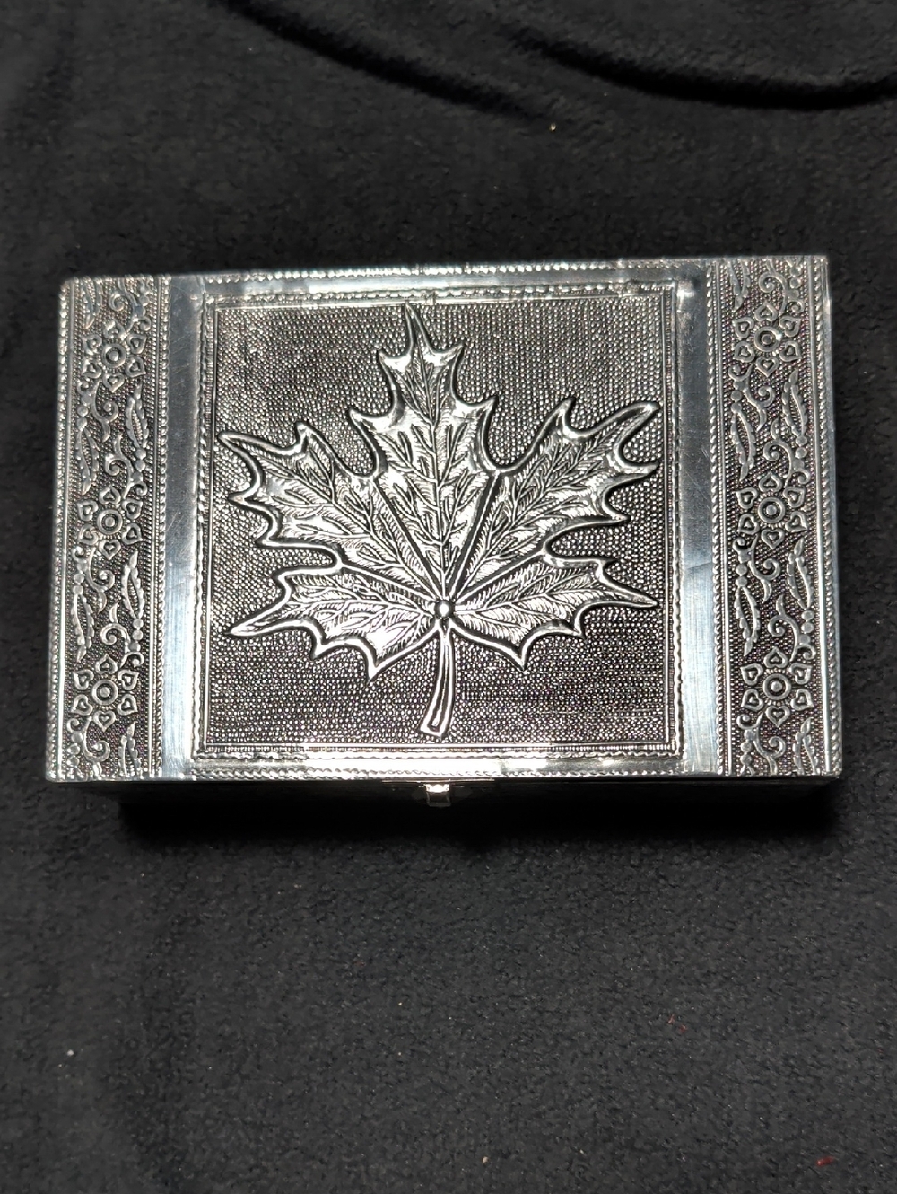 Engraved Maple Leaf Metal Trinket Case